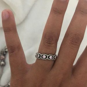 Pandora ring w/ PANDORA BOX